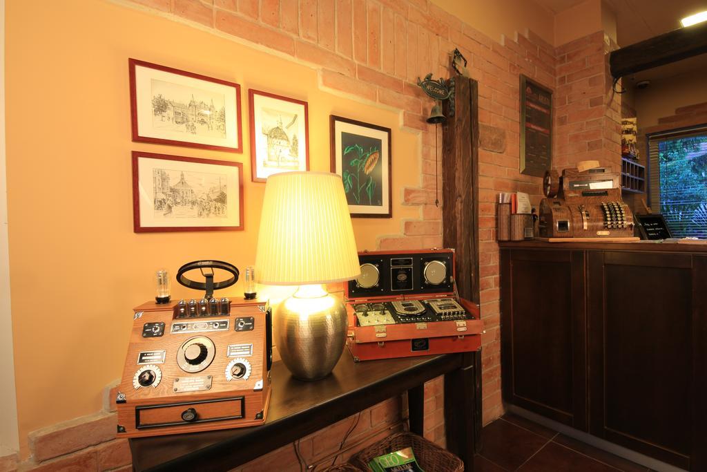 Napraforgo Wellness Haz Es Panzio Bed and Breakfast Pécs Exteriör bild