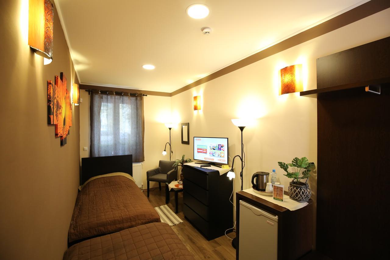 Napraforgo Wellness Haz Es Panzio Bed and Breakfast Pécs Exteriör bild
