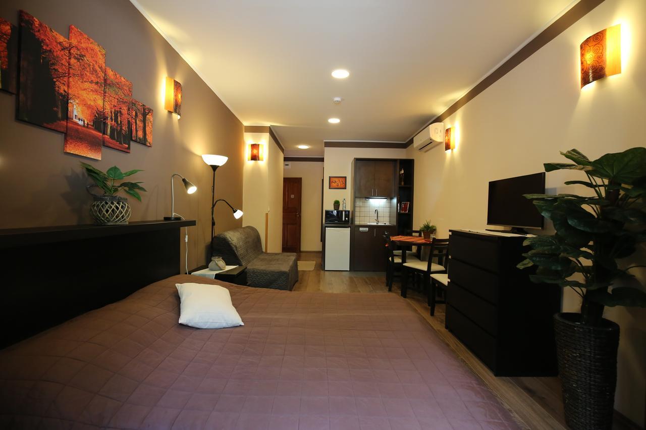 Napraforgo Wellness Haz Es Panzio Bed and Breakfast Pécs Exteriör bild